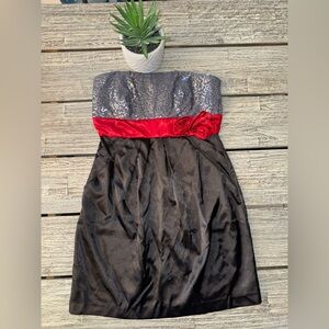 Windsor Strapless Black and Gray Cocktail Dress with Red Accent, Sz 9